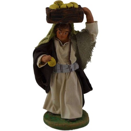 Pastore con cassetta di frutta sulla testa 10 cm Mondo Presepi