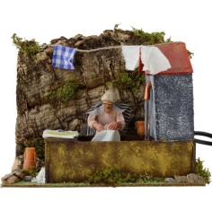 Lavandaia 10 cm in motion with working fountain