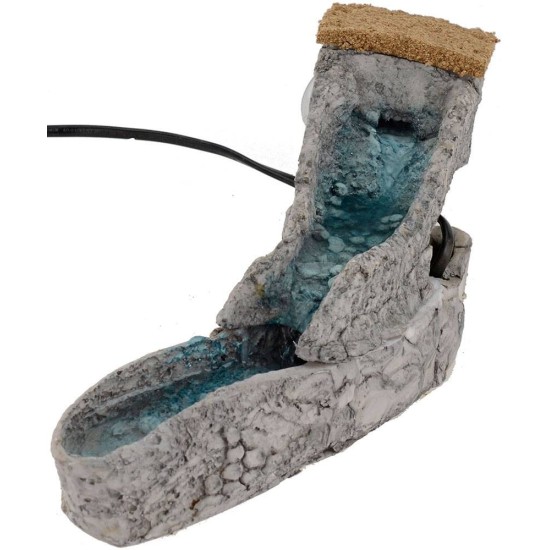 Cascade in resin functioning cm 6x21x13 h.