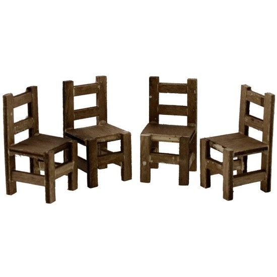 Mesa de madera de 5,5x3,4x2,5 cm de altura con 4 sillas.