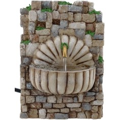Fuente para belén colgante de resina con bomba de 10x6,5x14 cm de altura.