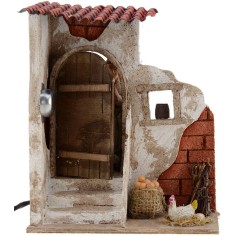 Woman 10 cm opening the door 15x15x18 h. 2