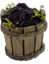 Wooden tinozza with black grapes 3 cm