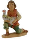 Niño arrodillado con oca serie lux 10 cm Mondo Presepi