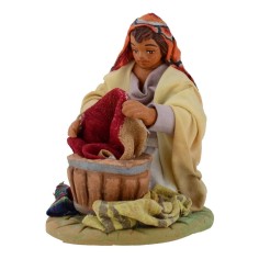 Lavandaia inginocchiata serie 10 cm Mondo Presepi