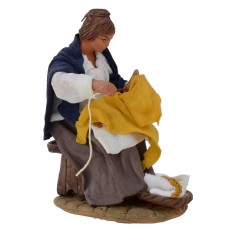Ricamatrice seduta serie 12 cm Mondo Presepi 2