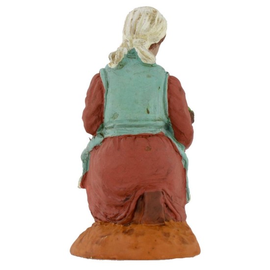 Mujer de rodillas con cesta serie 10 cm Oliver