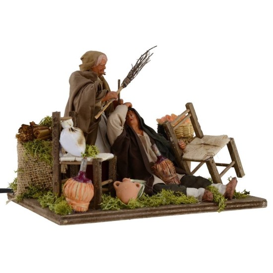 Mujer que golpea al marido borracho en movimiento serie 15 cm