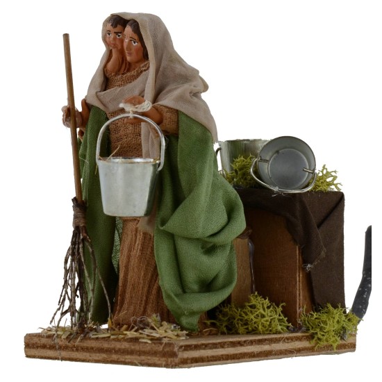 Woman sweeping in series series 12 cm