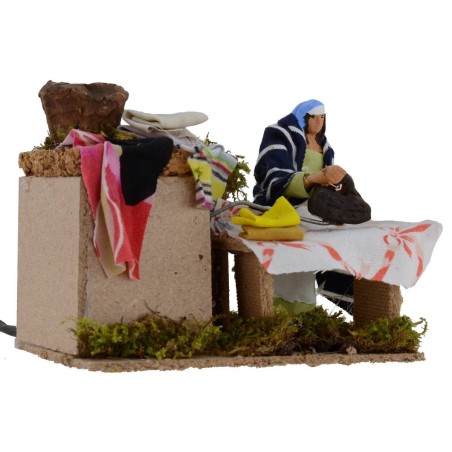 Donna che stira in movimento 10 cm Mondo Presepi