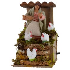 Mujer que alimenta a las gallinas en movimiento 10 cm 2