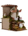Woman who pegs chickens in motion 10 cm