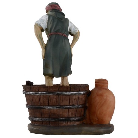 Escena de pisadores de uva de 15 cm en resina Mundo Pesebre.
