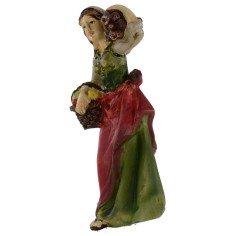 Mujer con cesta y leña al hombro serie 10 cm en resina 2