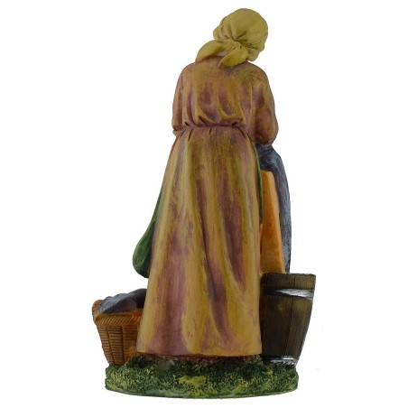 Laundress cm 20 in resin