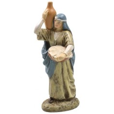 Mujer con ánfora y cesta en resina pintada 12 cm serie