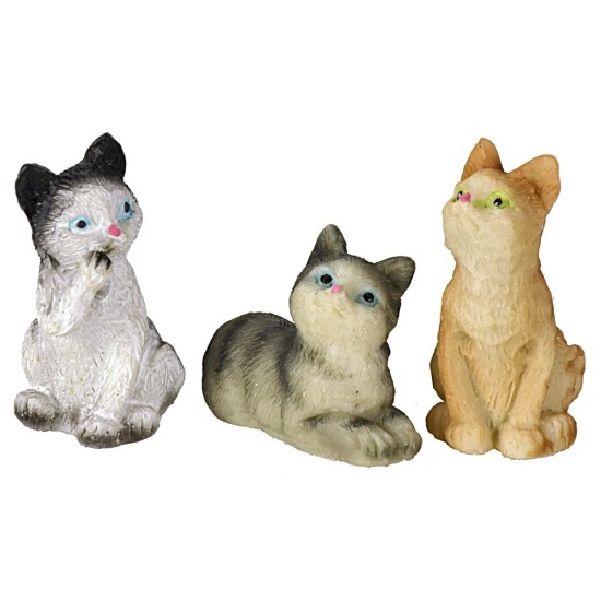 Set of three assorted cats in resin for statues 12 cm