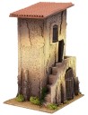 Casa de tres pisos con escalera cm 20x18x30 h Mundo Pesebres