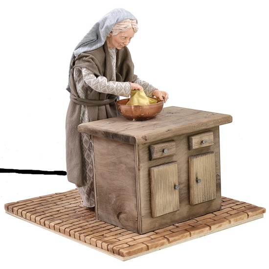 Palestinian woman kneading in motion 30 cm