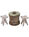 Tavolo con 2 sgabelli in legno per statue da 12 cm