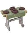Mesa de madera con 4 sillas para estatuas de 10 cm