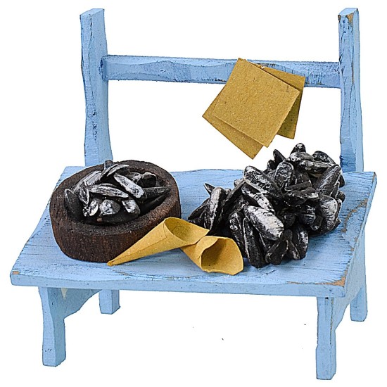Bench with mussels cm 9x6,5x9 h