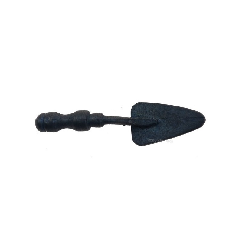 Metal trowel available in various sizes:
