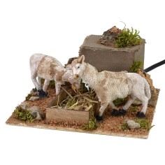 Pecore in movimento alla mangiatoia cm 15x15x8 h Mondo Presepi 2