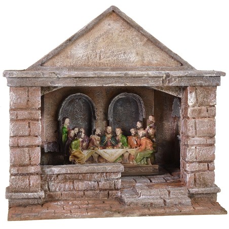 Escenografía para la última cena 29x25x28 h altura, estatuas.