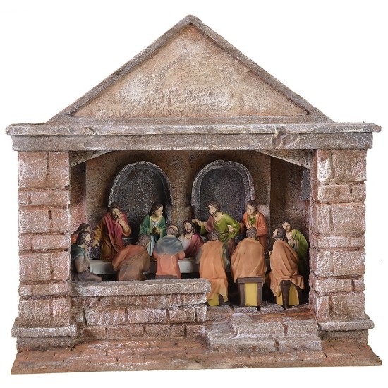 Escenografía para la última cena 29x25x28 h altura, estatuas.