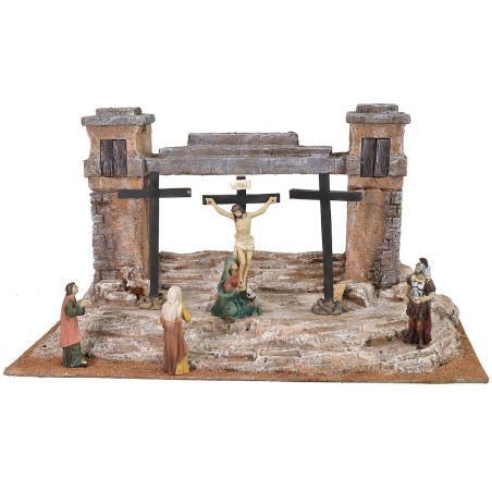 Escenario para crucifixión 48x27x25 h madera, estatuas