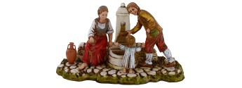 Famiglia alla fontana 10 cm Landi Moranduzzo Mondo Presepi