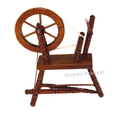 Painted wooden spinning wheel 6,5x9 h.