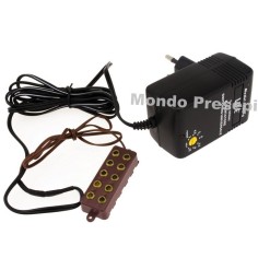 Transformador con enchufe múltiple con tensión ajustable