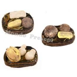 Basket with assorted models cheeses