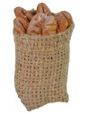 Saco de yute con pan de 6 cm de altura.