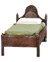 Cama individual de madera con cabecera ondulada de 7x11x8 cm h
