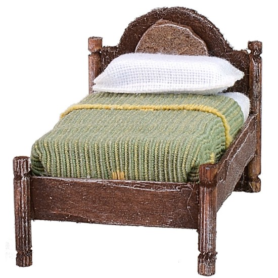 Cama individual de madera envejecida con relieve superior de