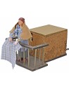 Woman 12 cm on the balcony flapping clothes in movement cm