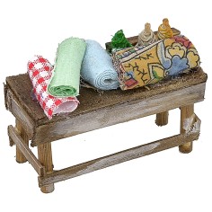 Banchetto con stoffe cm 7x3x5 h Mondo Presepi
