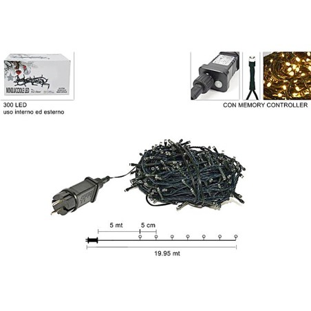 Chain of 300 warm white LEDs with plays of light for outdoor use