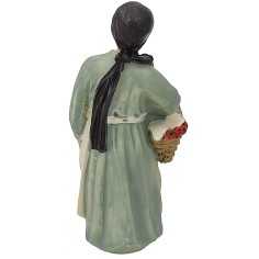 Vecchia con cesto serie 8 cm in resina Mondo Presepi 2