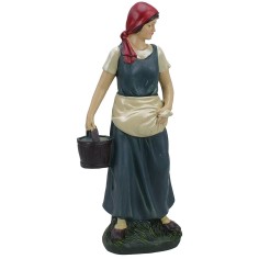 Mujer con cubo de resina 30 cm Mundo Pesebres 2