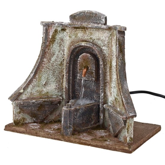 Fuente funcional con amplia fachada artística de 25x14,5x21 cm