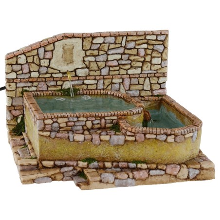 Fuente funcional de plaza con escudo cm 23x25x15,5 h