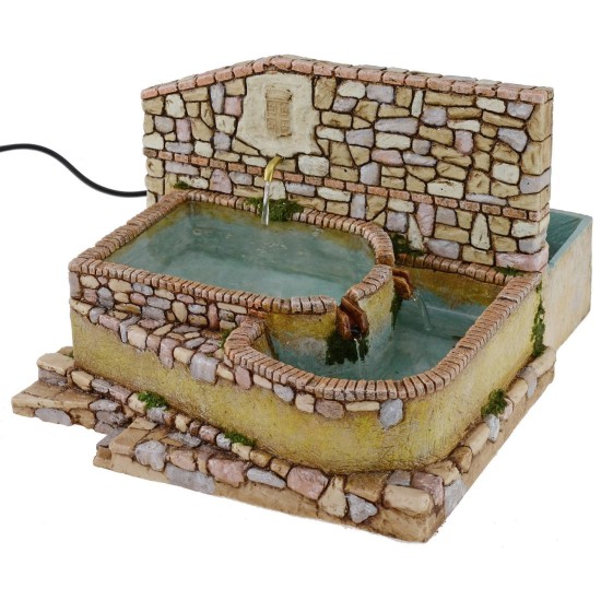 Fountain functioning from square with coat of arms cm 23x25x15