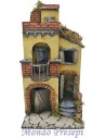 Casa con balcón de 20x20x41 cm
