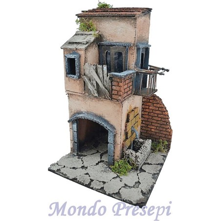 Casa con fontana cm 20x20x32 Mondo Presepi