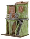 Casa con scalinata e bottega cm 24x17,5x34 h per statue da 12