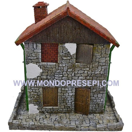 Deluxe resin house 28x21x30 cm